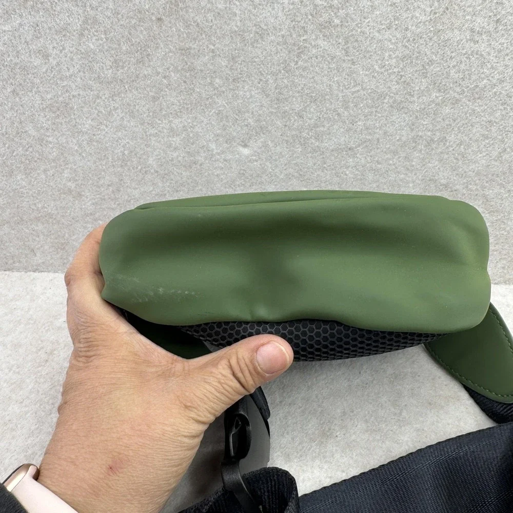 Hunter Belt Bag &‎ Fanny Pack Unisex Small Olive Green Neoprene 20th Anniversary